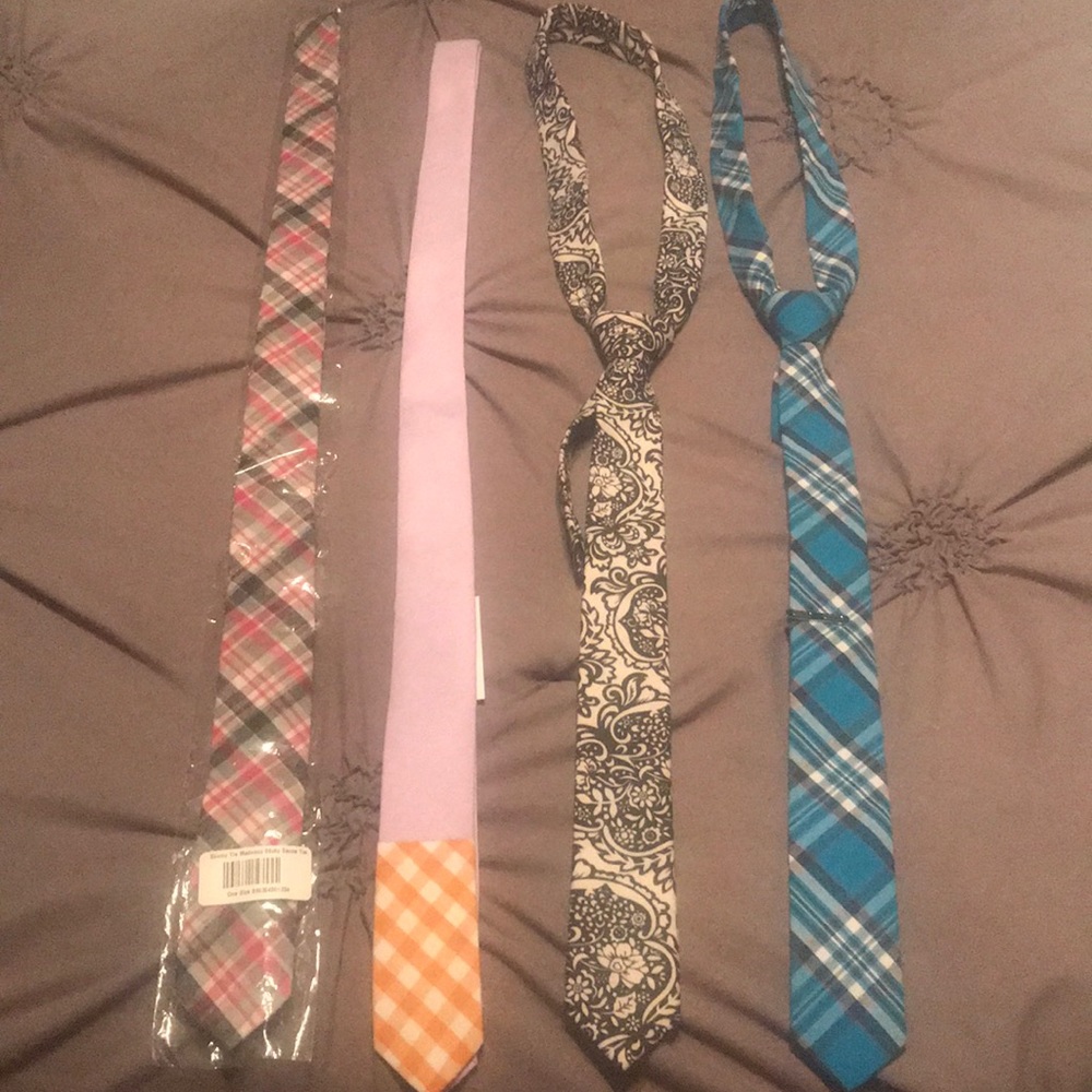 Skinny ties